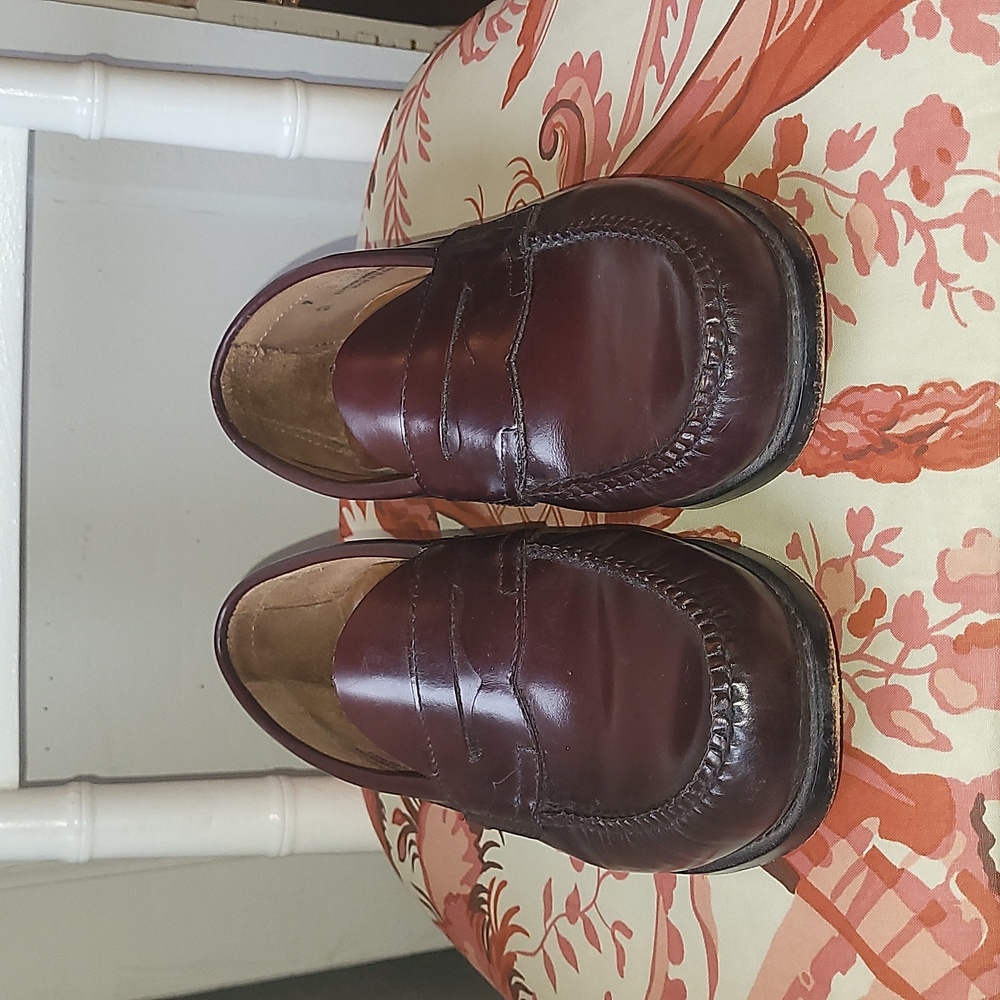 Bass "preppy" loafers (EUC)